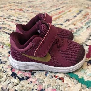 Nike infant sneakers